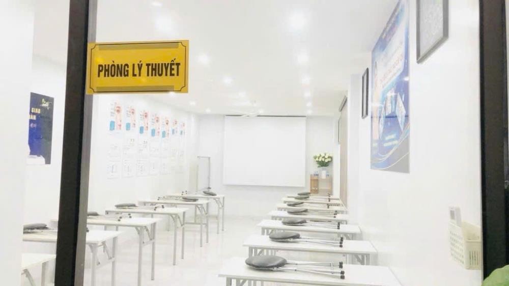 Nhà 7 Tầng, Thang Máy, Cầu Giấy - Giá 11.7 Tỷ - Đầu Tư/An Cư