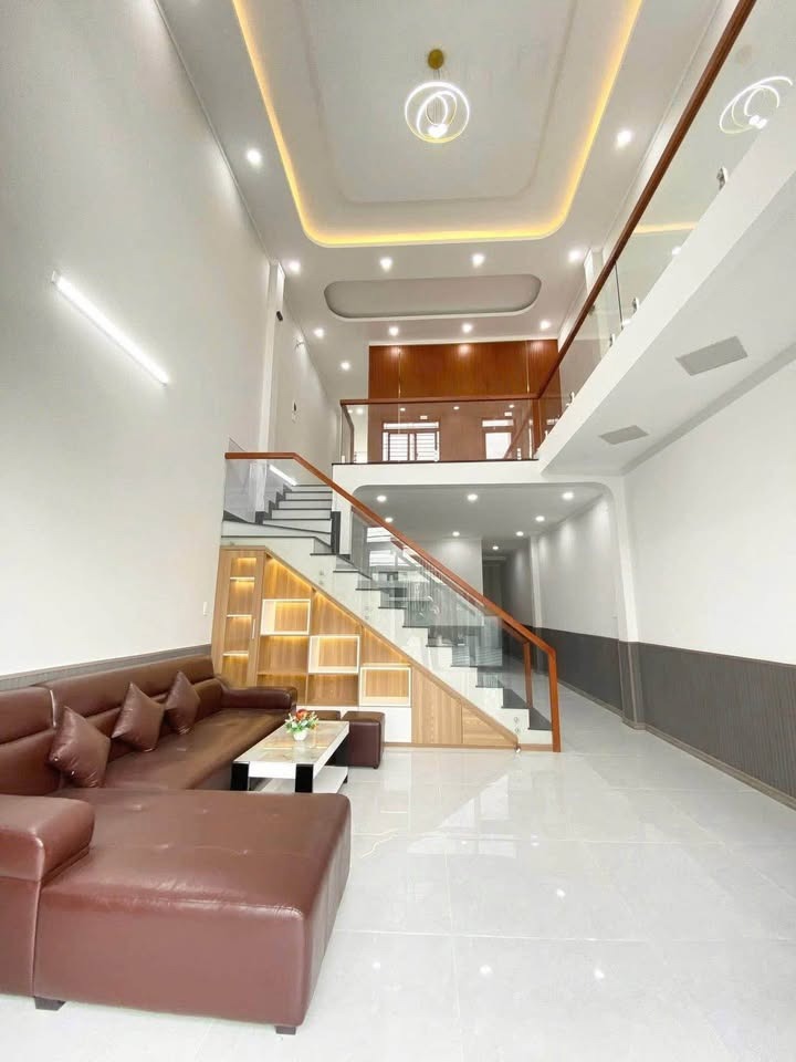Chính chủ cần bán gấp nhà Bình Chánh 81m2, SHR, Giá 1.2 tỷ - Huỳnh Văn Trí