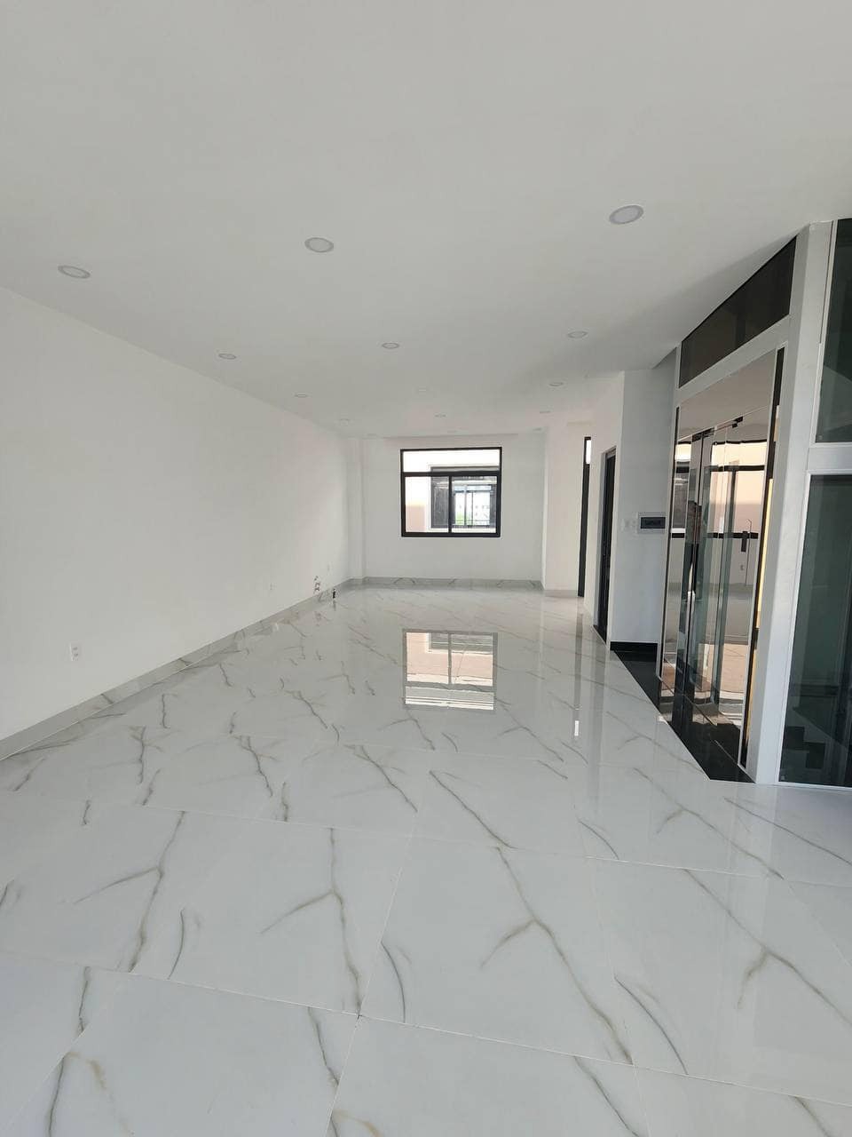 Cho Thuê Nhà Phố VinHomes Grand Park - Giá Từ 15 Triệu/Tháng | Vị Trí Đẹp, Tiện Ích Vượt Trội
