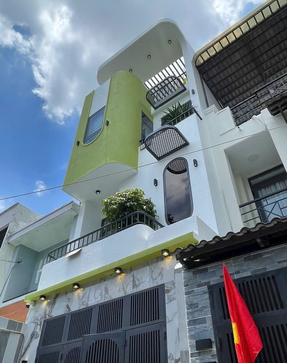 Nhà đẹp 3 tầng Gò Vấp - Phân lô đồng bộ - Giá 8.668 tỷ