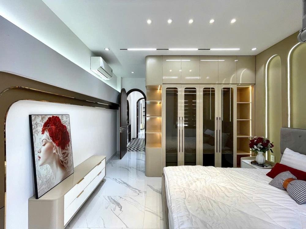 Nhà đẹp 3 tầng Gò Vấp - Phân lô đồng bộ - Giá 8.668 tỷ