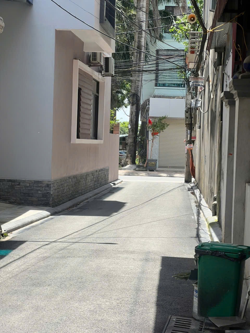Bán nhà 3 tầng gần chợ Kim Xuân Nộn: 45m², ô tô đỗ cửa, giá tốt