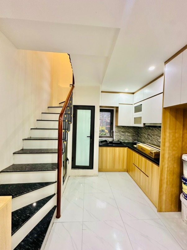 Bán Căn Hộ Tập Thể Ngõ 33 Nguyễn An Ninh - Giá 3.25 Tỷ