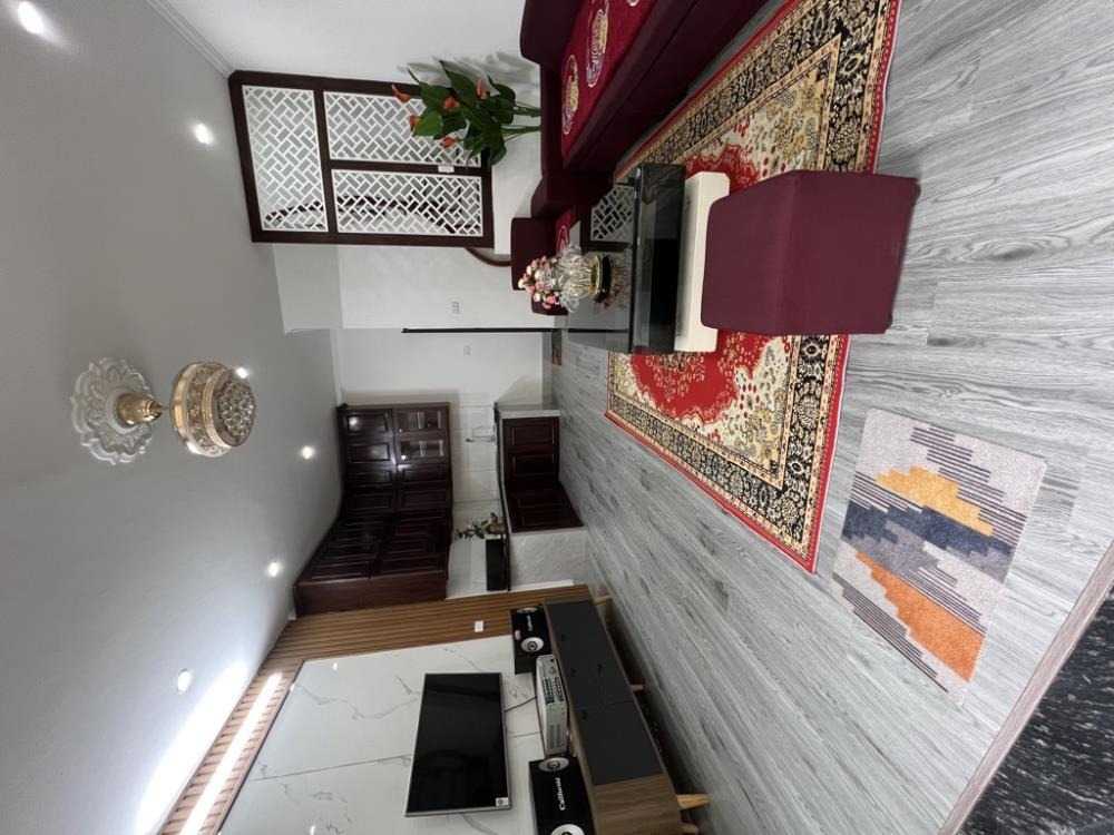 Bán nhà Đông Thiên giá 2.95 tỷ - 31m², 2 tầng, Mặt tiền 5m, Oto đỗ cửa