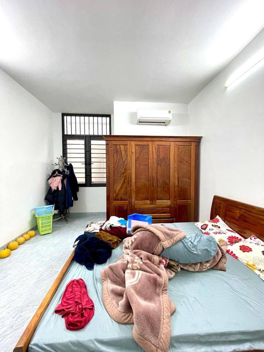Bán nhà kim ngưu gần hồ 60m2, 4m mặt tiền, 5.5 tỷ - Vị trí đẹp, tiện ích đầy đủ