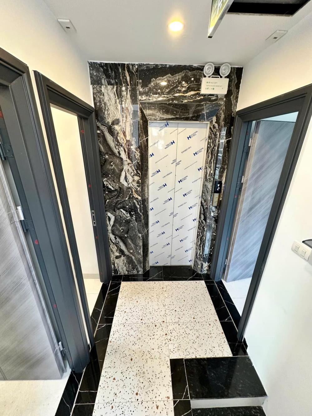 Bán nhà dòng tiền Xuân Phương, Nam Từ Liêm: 90m2, 23 phòng, Doanh thu 90Tr/Tháng
