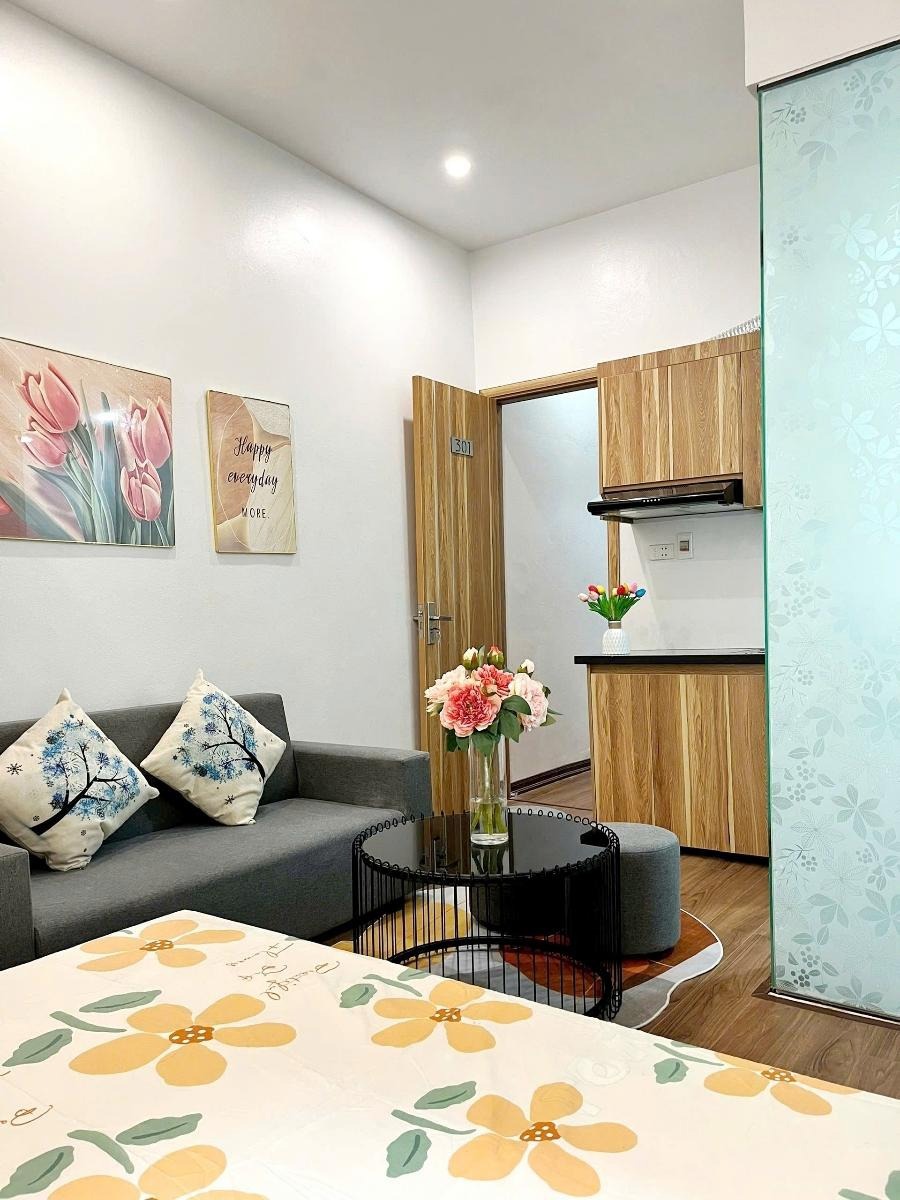 Bán Gấp Nhà Phố Minh Khai: 36m2, 5 Tầng, 7.xx Tỷ - Full Đồ, Dòng Tiền Tốt