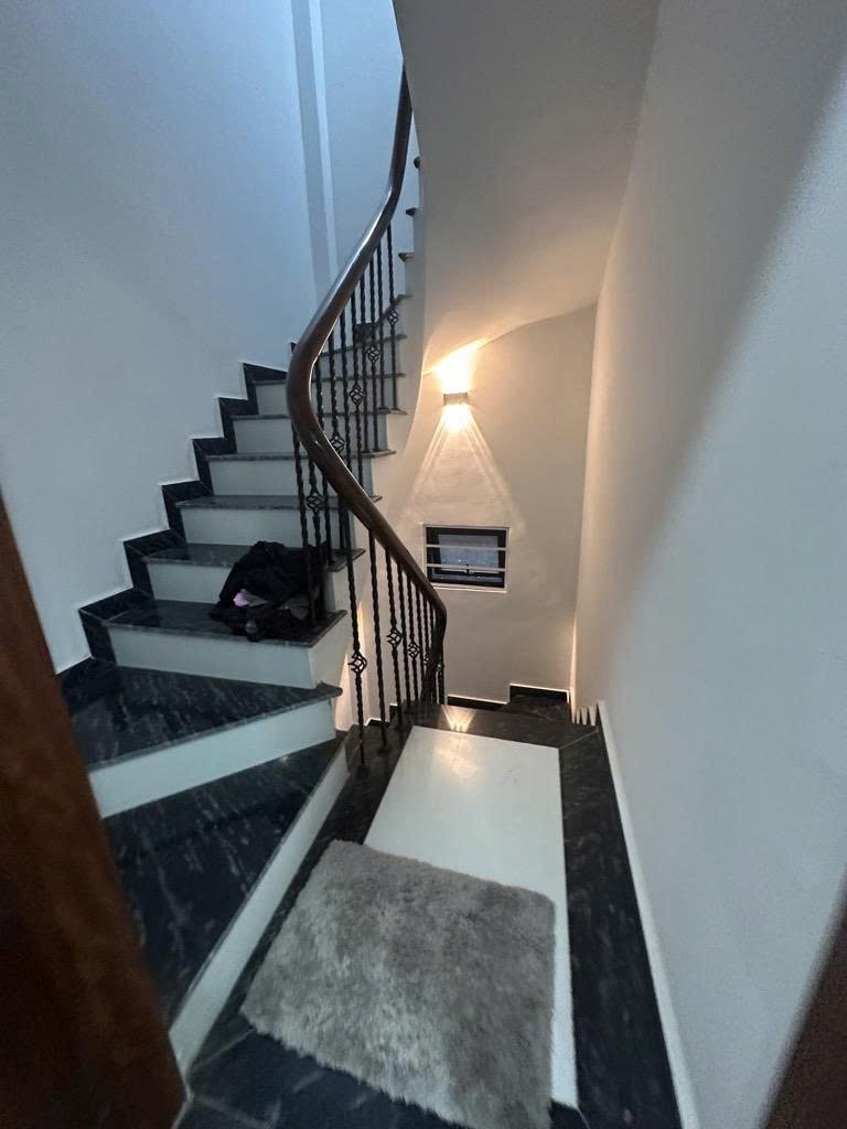 Bán nhà phố Kim Giang - Thanh Xuân: 5 tầng, 33m², 7.7 tỷ