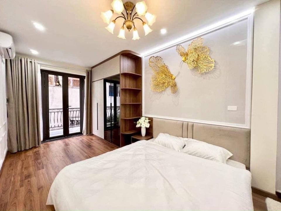 Bán nhà Hà Đông Giá Rẻ - Vị Trí Đẹp, Ô Tô Đỗ Cửa, 6 Tỷ 1