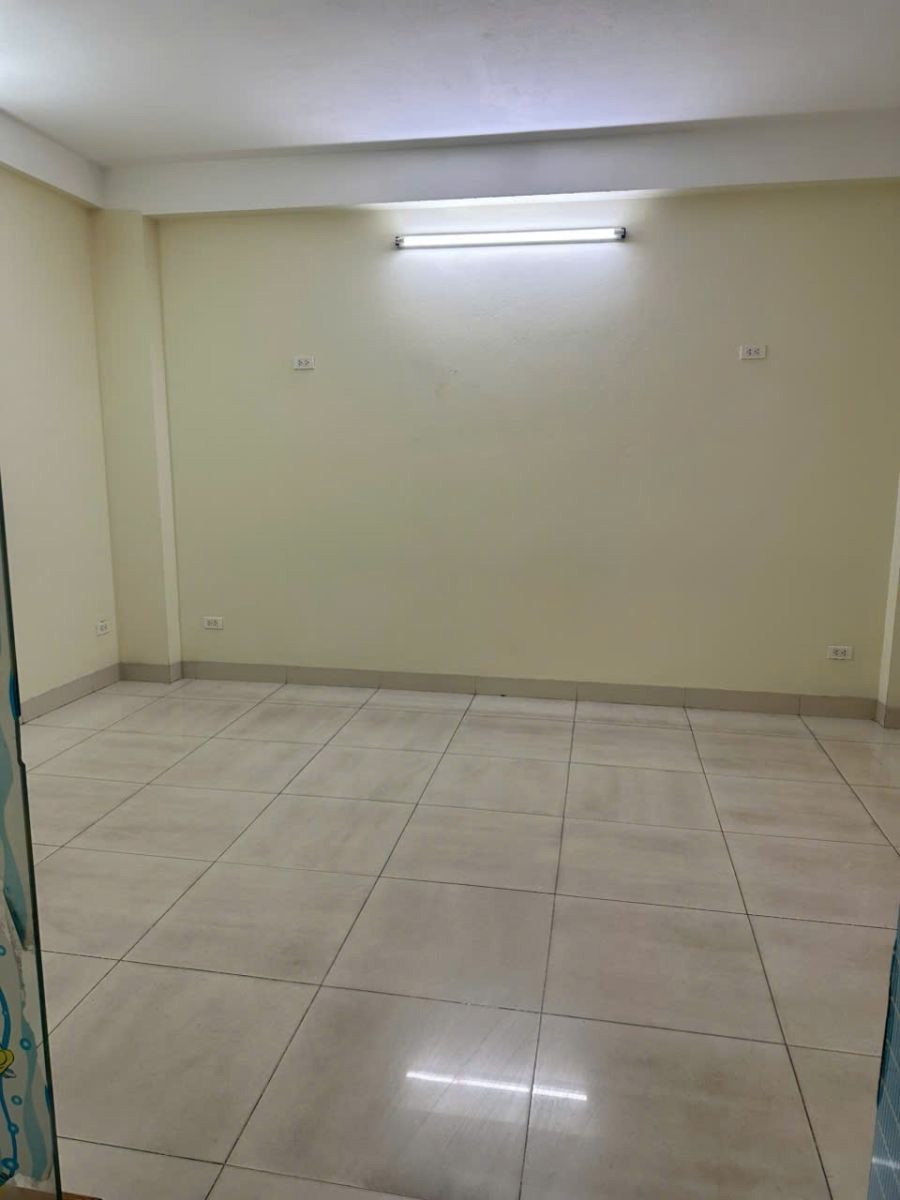 Cho Thuê Mặt Phố Khâm Thiên - 69m2/Sàn - Giá 40 Triệu/Tháng