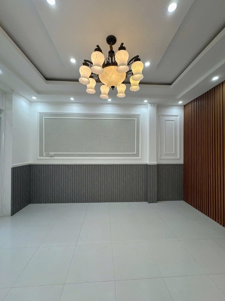 Bán Nhà Tây Mỗ, Nam Từ Liêm - Giá 7.4 Tỷ, Vị Trí Đắc Địa