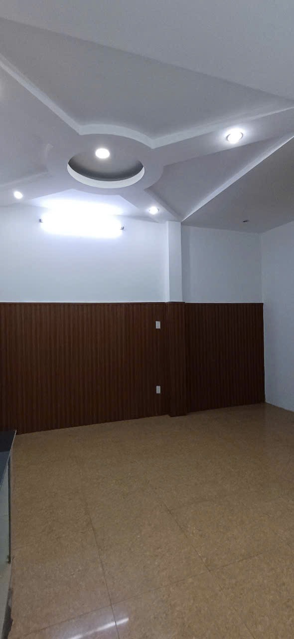 Mặt tiền kinh doanh Tân Bình - 7.9 tỷ - 75m2 - Xe tải tránh