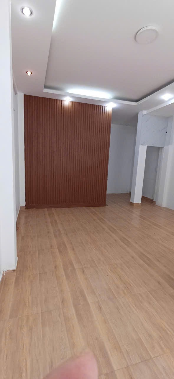 Mặt tiền kinh doanh Tân Bình - 7.9 tỷ - 75m2 - Xe tải tránh