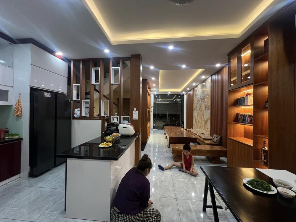 Lê Trọng Tấn Hà Đông: Siêu phẩm phân lô, gara ô tô, nhà 5 tầng thang máy - Giá tốt nhất