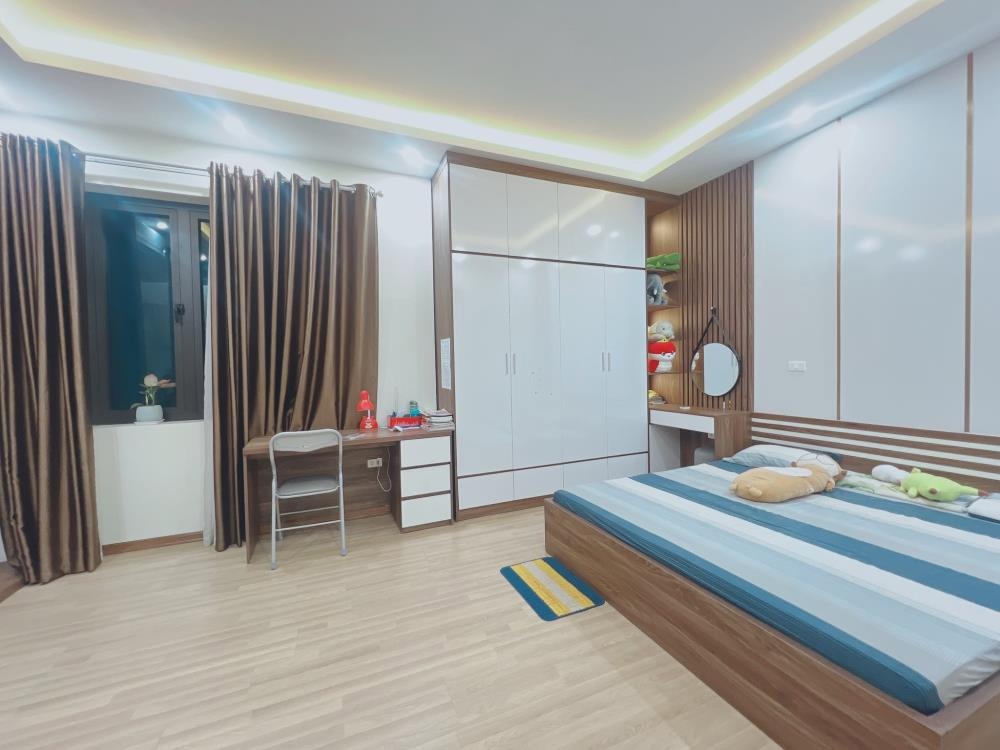 Lê Trọng Tấn Hà Đông: Siêu phẩm phân lô, gara ô tô, nhà 5 tầng thang máy - Giá tốt nhất