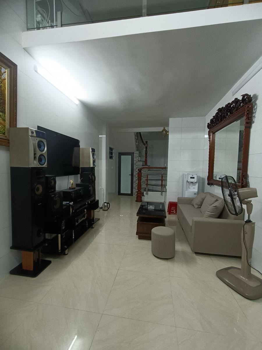 Bán nhà Tây Sơn Đống Đa, Ô Tô Đỗ Cửa, Full Nội Thất, 7.4 Tỷ