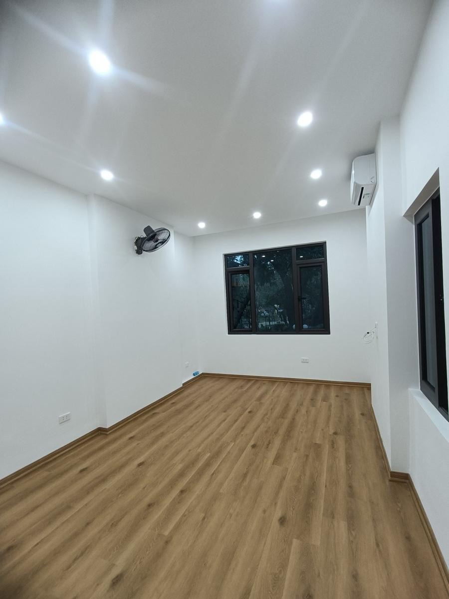 Bán nhà Tây Sơn Đống Đa, Ô Tô Đỗ Cửa, Full Nội Thất, 7.4 Tỷ