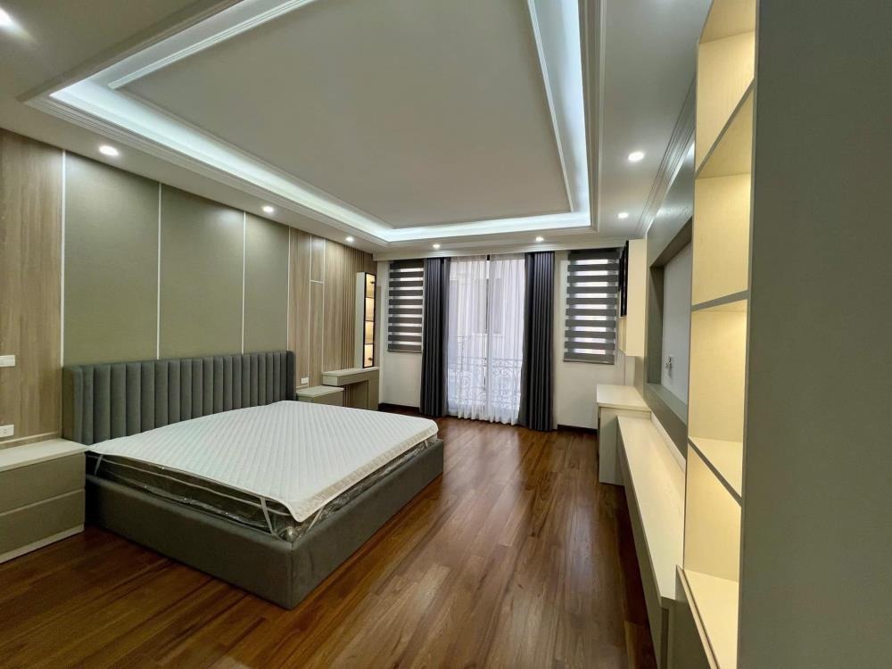 Bán nhà đội cấn - Ba Đình: 9 tầng, 50m2, gara, vỉa hè rộng - Đầu tư/Cho thuê