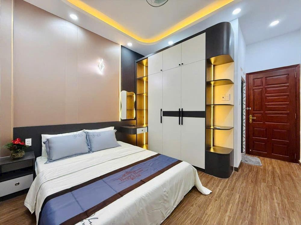 Căn Góc 4 Tầng, Hẻm Xe Tải Gò Vấp - 64m2, 6 Phòng Ngủ - Giá 8.38 Tỷ