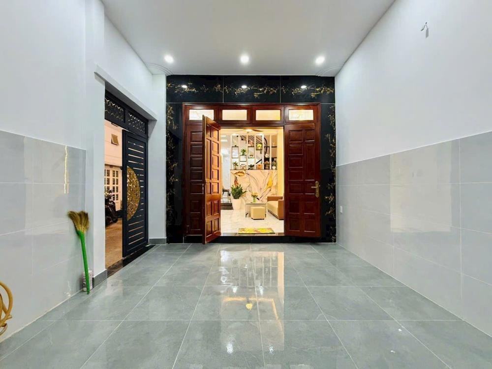Căn Góc 4 Tầng, Hẻm Xe Tải Gò Vấp - 64m2, 6 Phòng Ngủ - Giá 8.38 Tỷ
