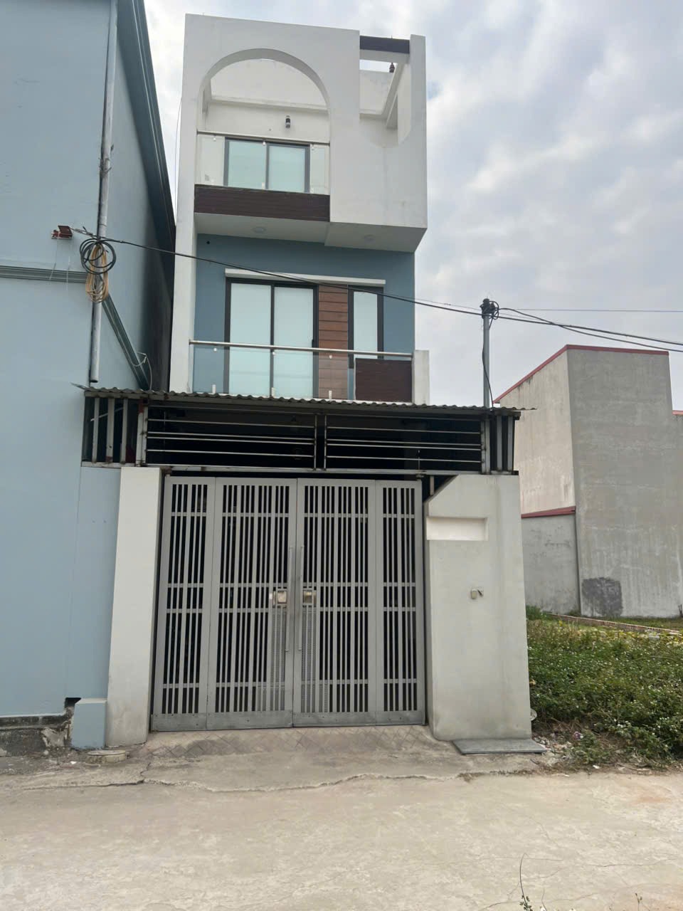 Bán nhà 3 tầng 68m² Đông Anh - Vị trí đẹp, giao thông thuận tiện - Giá 4.65 tỷ