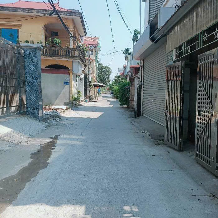Bán Gấp Đất Kiêu Kỵ - Sát Ô Tô - View Công Viên Hồ Điều Hòa - Giá Tốt