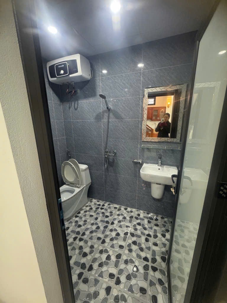 Bán nhà phố Định Công - Hoàng Mai 45m2, MT 5 tỷ, Giá chỉ 3.25 tỷ