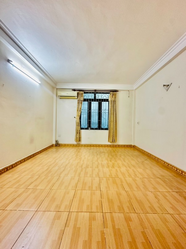 Bán Nhà Phố Thịnh Liệt Hoàng Mai: 4 Tầng, Ngõ Thoáng, Giá Tốt