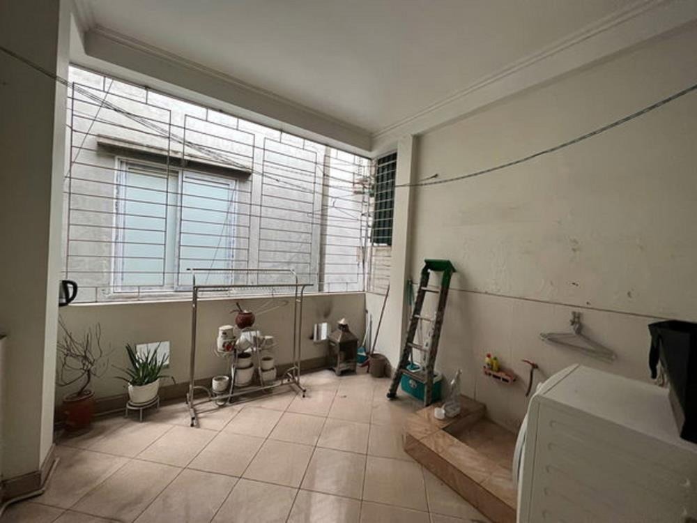 Bán nhà Dịch Vọng Hậu 36m2, 5 Tầng, Trung Tâm Quận Cầu Giấy