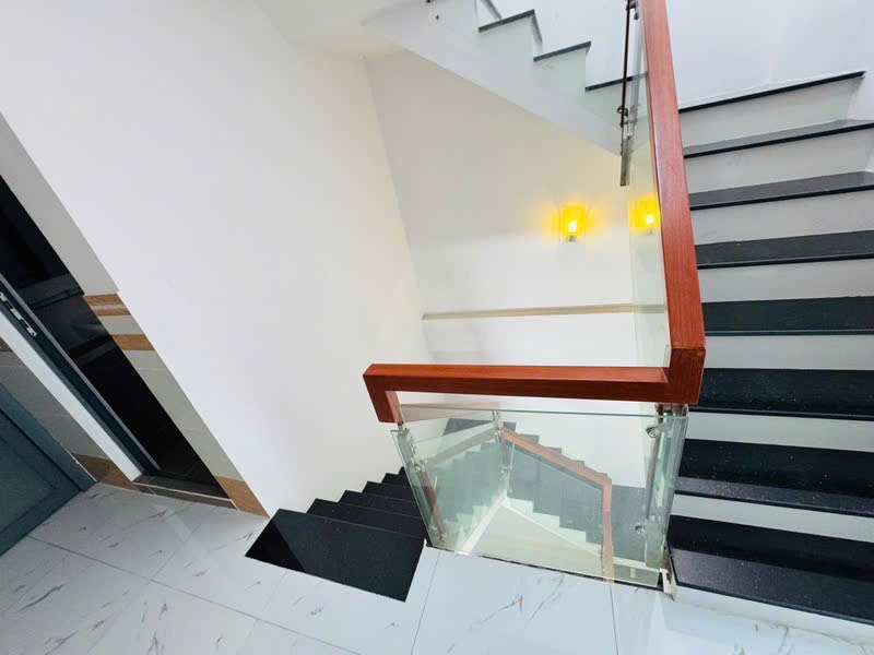 Bán nhà hẻm xe hơi Quận 8 - 3.6x20m, 4 tầng, giá 5.35 tỷ