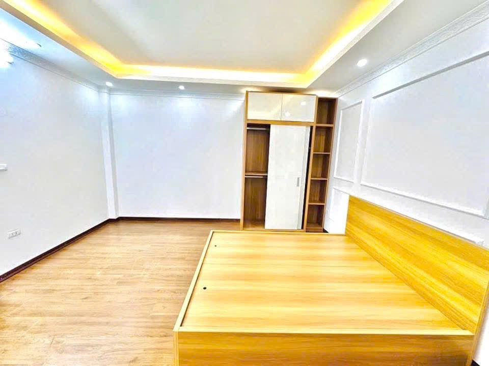 Nhà đẹp - Mặt tiền rộng - Ngõ thoáng - Nội thất đầy đủ - Vị trí đắc địa - 6.25 tỷ