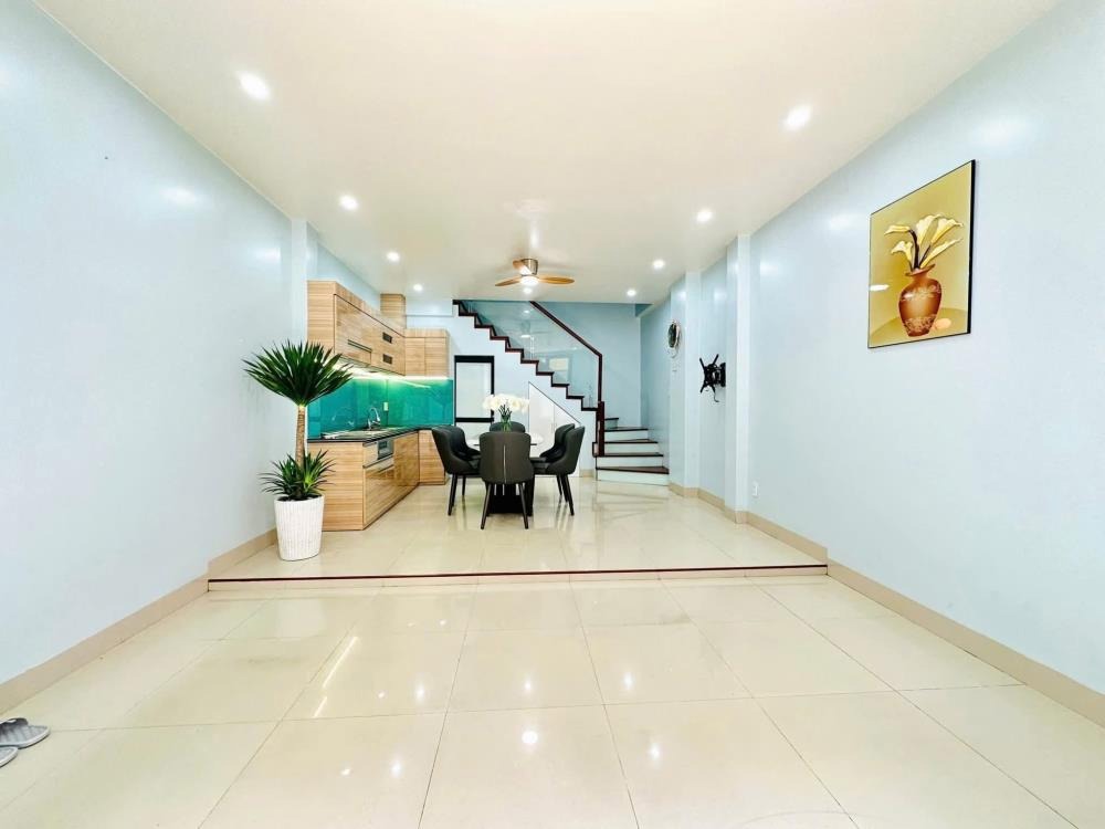 Nhà Phố Đại Mỗ - Nam Từ Liêm: Giá 6 tỷ, 35m², Vị Trí Đắc Địa