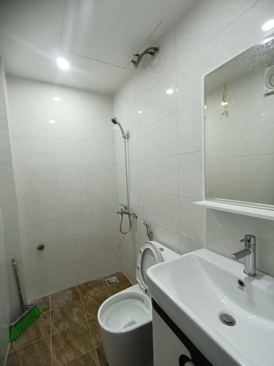 Bán nhà Khương Hạ Thanh Xuân - Kinh doanh, ô tô vào tận cửa - 12.8 tỷ