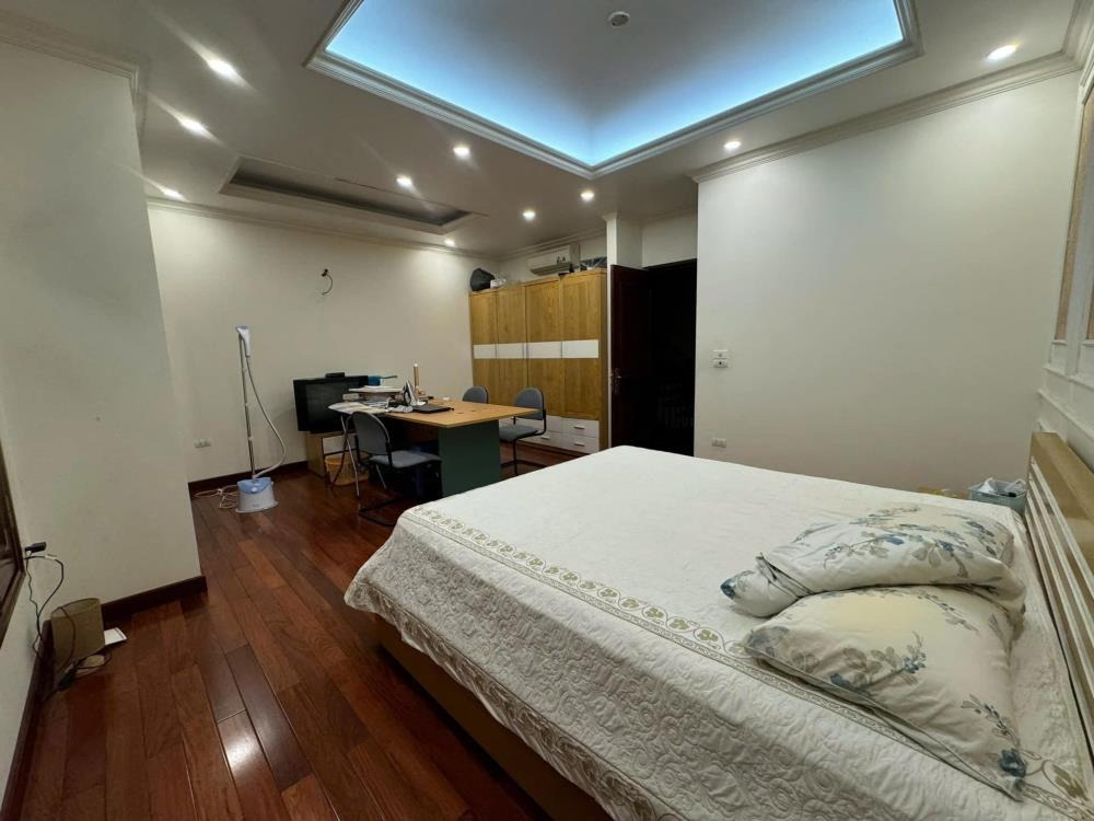 Bán Biệt Thự Song Lập Trung Văn: 180m2, 5 Tầng, Giá 48.5 Tỷ