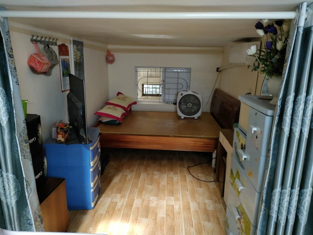 Bán Gấp Nhà Mặt Tiền Trương Định - 1.8 Tỷ - Hoàng Mai - 15m/20m, 3 Tầng