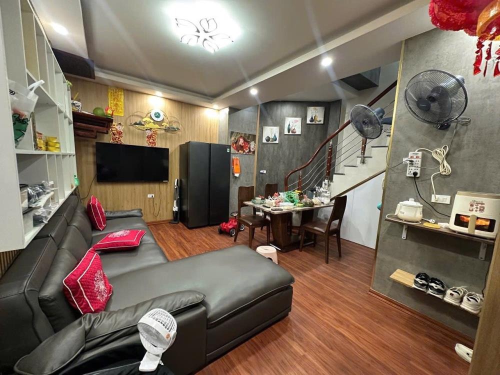 Siêu Hiếm - Nhà Bạch Mai, 2 Bà Trưng - 30m2, 4 Tầng, 6 Tỷ