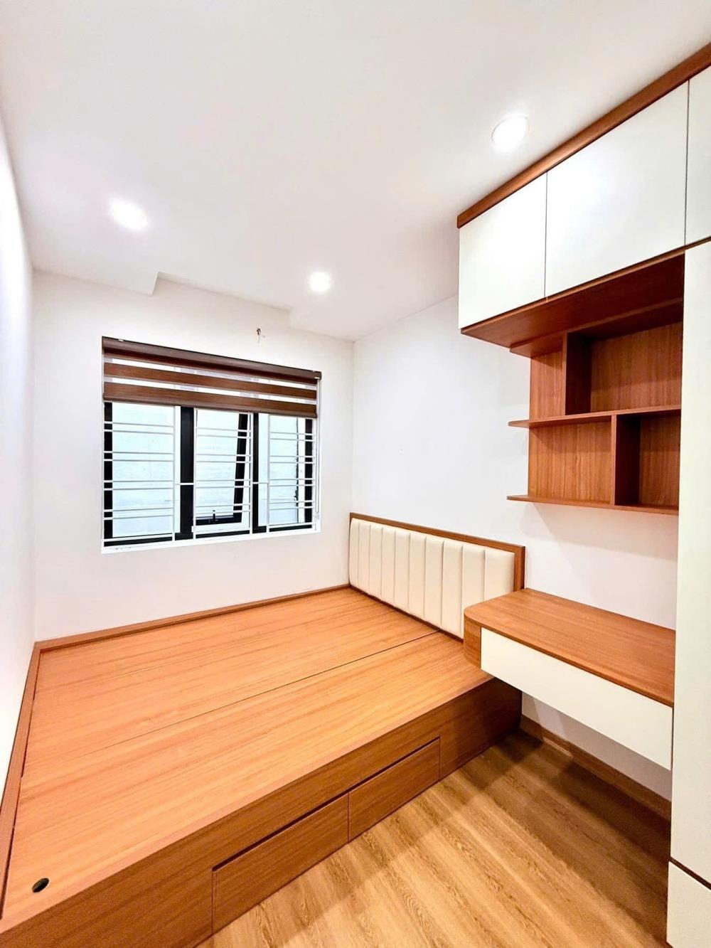 Bán Gấp Biệt Thự Hoàng Mai - 62m² - Mặt Tiền Rộng - 13.8 Tỷ