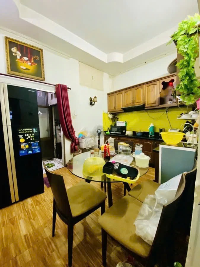 Nhà Mặt Tiền Trần Văn Cẩn, Giá 7.5 Tỷ - Vị Trí Đắc Địa, KD Tốt
