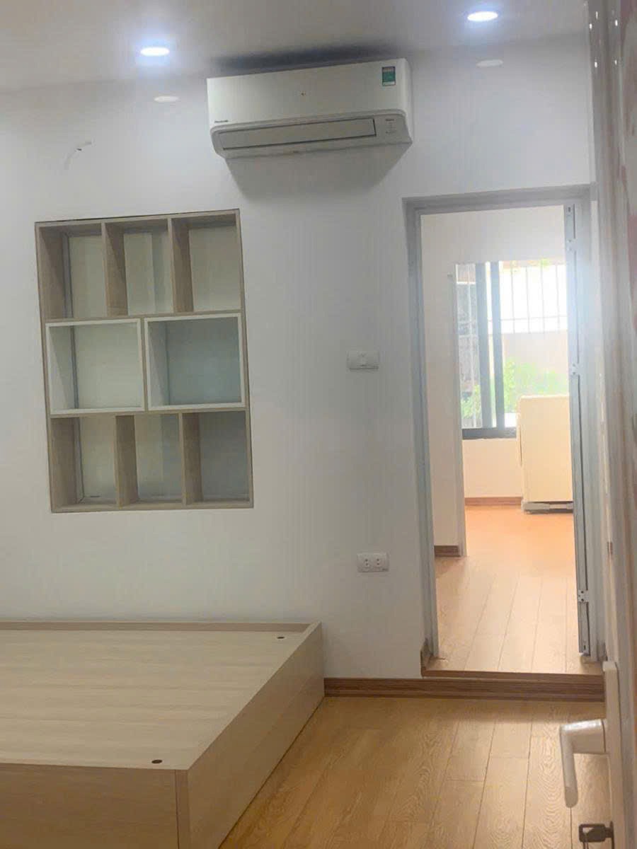 Bán Nhà Ngõ Phố Láng Hạ - 4.5 Tỷ - Vị Trí Đẹp, Tiện Ích Đầy Đủ