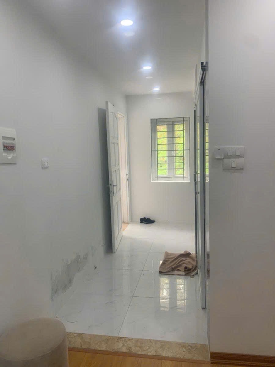 Bán Nhà Ngõ Phố Láng Hạ - 4.5 Tỷ - Vị Trí Đẹp, Tiện Ích Đầy Đủ