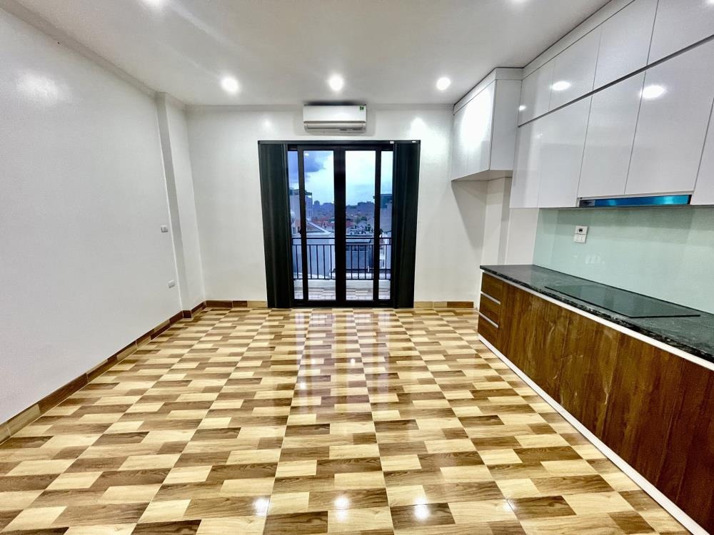 Ngọa Long 35m2 - 6 Tầng, Mặt Tiền 4.6m, Giá 7.58 Tỷ