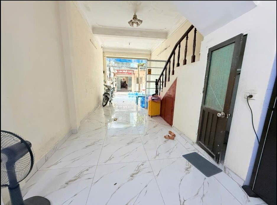 Siêu phẩm mặt phố Nguyễn Ngọc Nại: Kinh doanh đỉnh, sổ vuông vắn, giá tốt