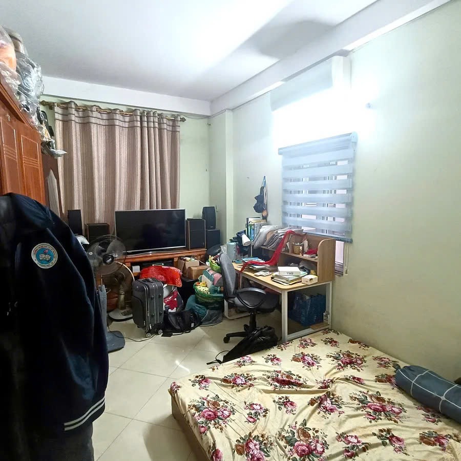 Bán Nhà Ngũ Cốc Hoàng Mai - 30m², 4 Tầng, Full Nội Thất, Lô Góc