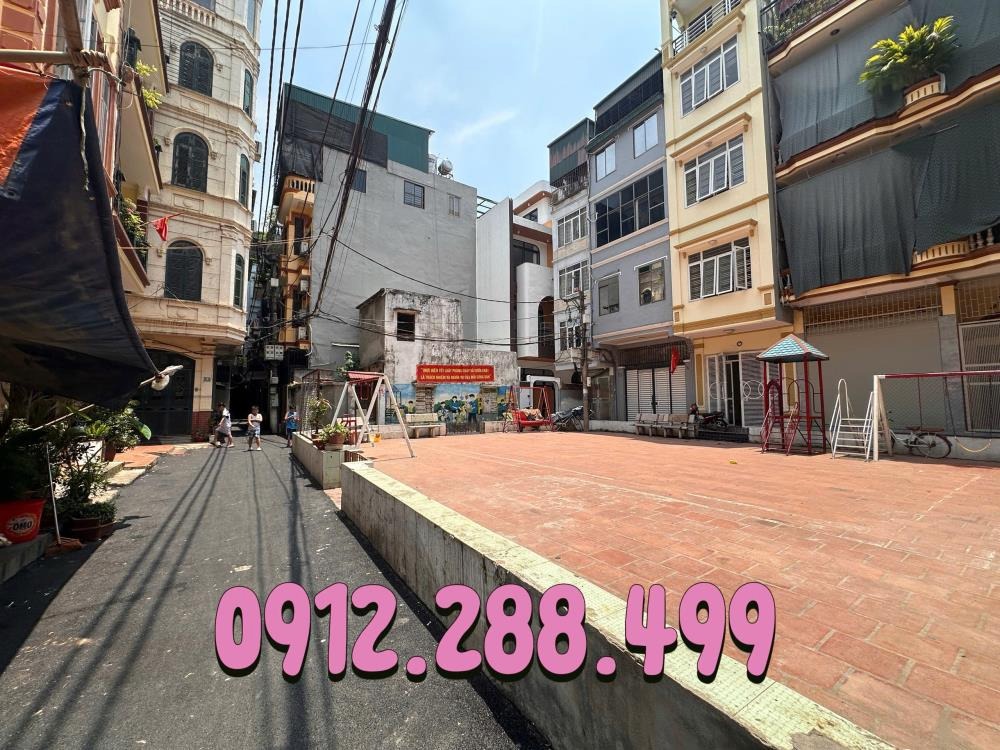 Bán nhà Hồng Hà, Hoàn Kiếm: 28m x 4T, 5.1 tỷ - Sân Chơi Lớn, Ô Tô Vào Sát Nhà