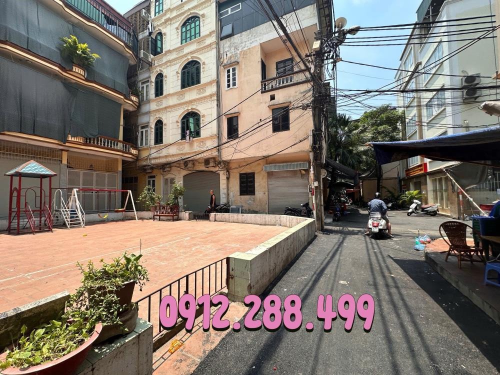 Bán nhà Hồng Hà, Hoàn Kiếm: 28m x 4T, 5.1 tỷ - Sân Chơi Lớn, Ô Tô Vào Sát Nhà