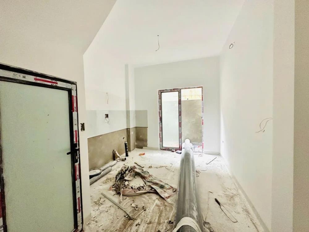 Nam Dư - Lĩnh Nam: Nhà 35m² 5 Tầng, Lô Góc, Kinh Doanh - Giá Tốt
