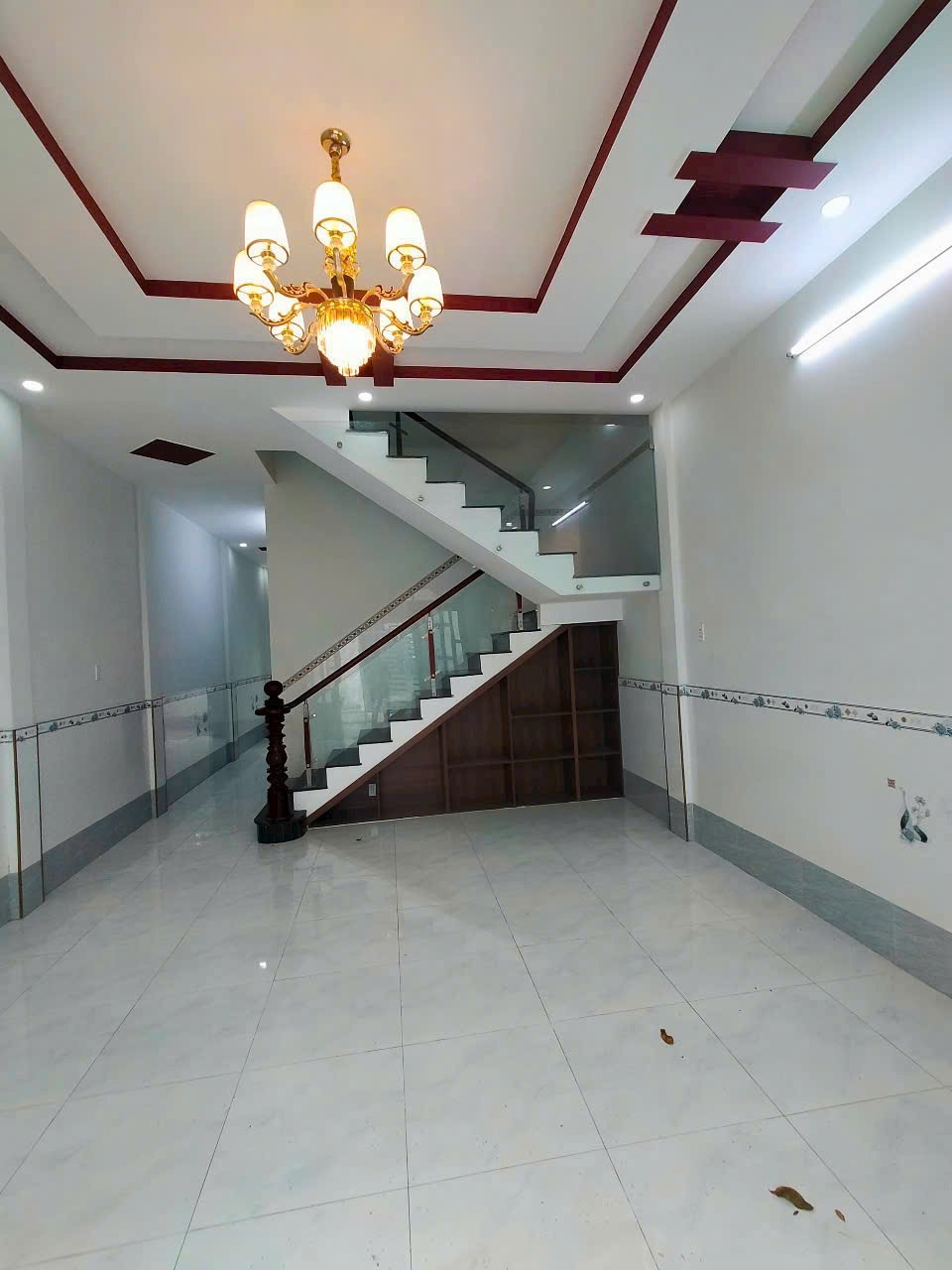 Bán Nhanh Nhà Đẹp Bình Chánh, Thiết Kế Hiện Đại, Giá 1.35 Tỷ