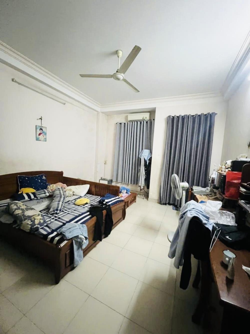 Bán Nhà Phạm Văn Bạch, Tân Bình: 4.3x17m, 3 Tầng, 6.8 Tỷ