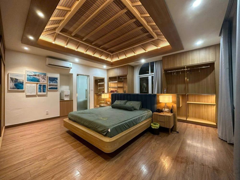 Siêu phẩm Biệt Thự Hồ Bơi Thảo Điền 418m2 - 39 tỷ, View Sông, Giá Tốt