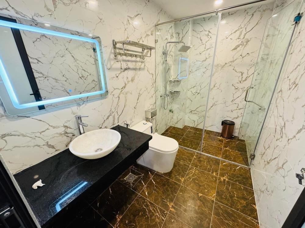 Siêu phẩm thang máy kinh doanh ô tô phố Nguyễn Cao Hai Bà trưng - 11.95 tỷ
